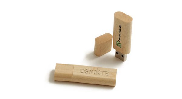 WB608: Classic Wooden USB Drive - Image 6