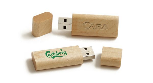 WB608: Classic Wooden USB Drive - Image 4