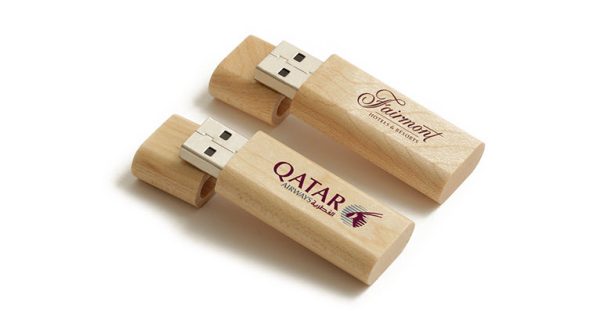 WB608: Classic Wooden USB Drive - Image 2